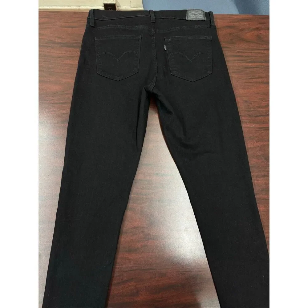 Levi’s Black 720 High Rise Super Skinny Jeans Size 32
